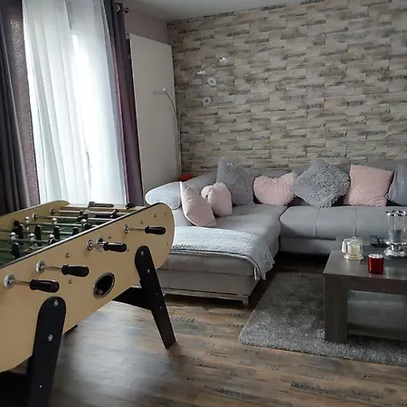 Maison Familiale A Centre Szálloda *